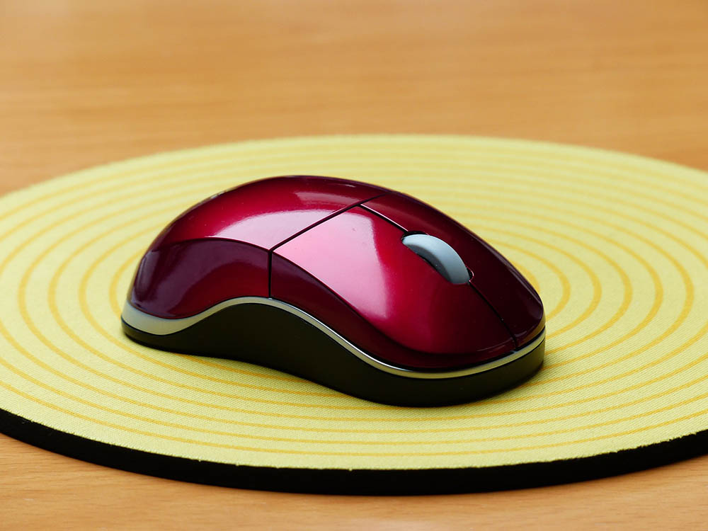 Descubre cómo limpiar la alfombrilla del ratón sin romperla - Blog de  Info-Computer