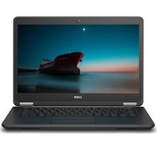 Dell Latitude E7450 abierto con la pantalla encendida