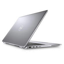 Dell Latitude 9520 semiabierto en diagonal, vista trasera opuesta