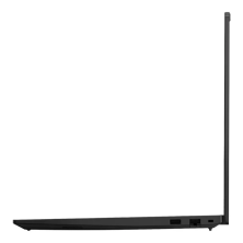 Lenovo ThinkPad E15 Gen 4 visto de lado izquierdo con la tapa entreabierta