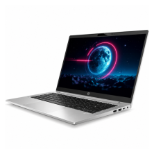 ProBook 630 G8 girado a la derecha, carcasa plateada