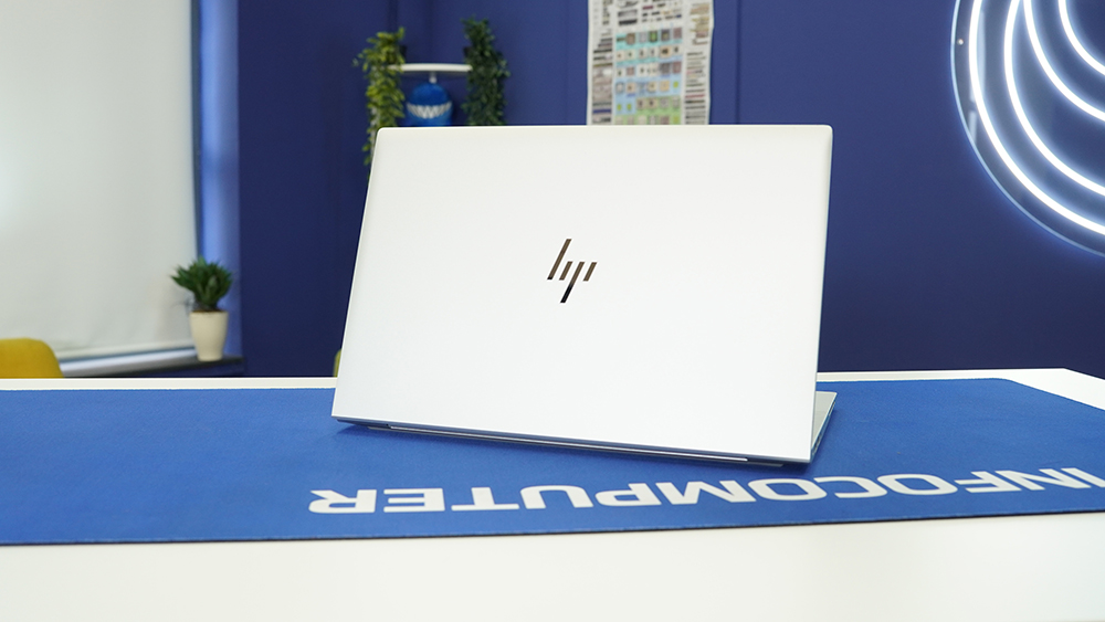 HP EliteBook 840 G7 reacondicionado vista trasera diseño premium aluminio portátil profesional